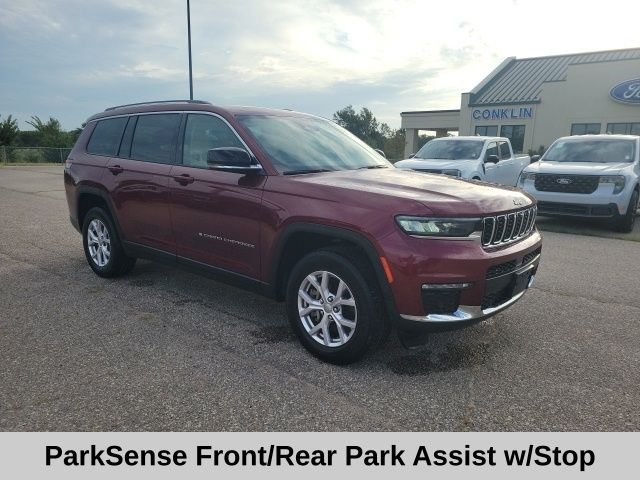 Used 2022 Velvet Jeep Limited image 22