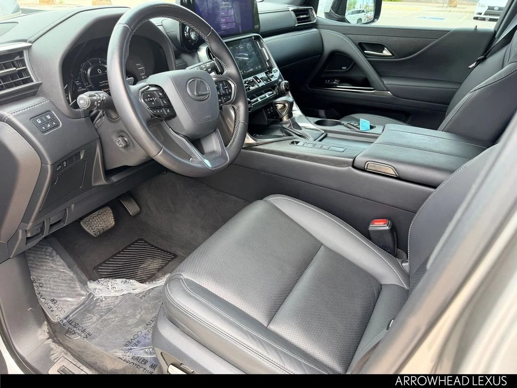 Used 2024 Silver Lexus 600 Premium image 15