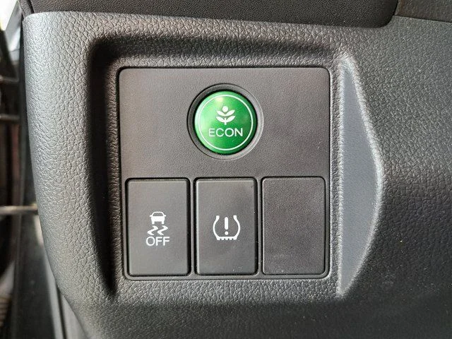 Used 2022  Honda LX image 13