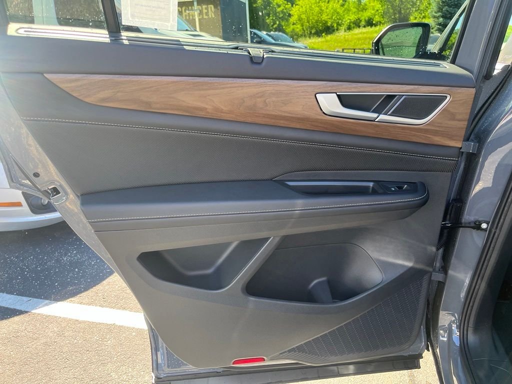 New 2026 Gray Volkswagen 2.0T SE w/Technology image 21