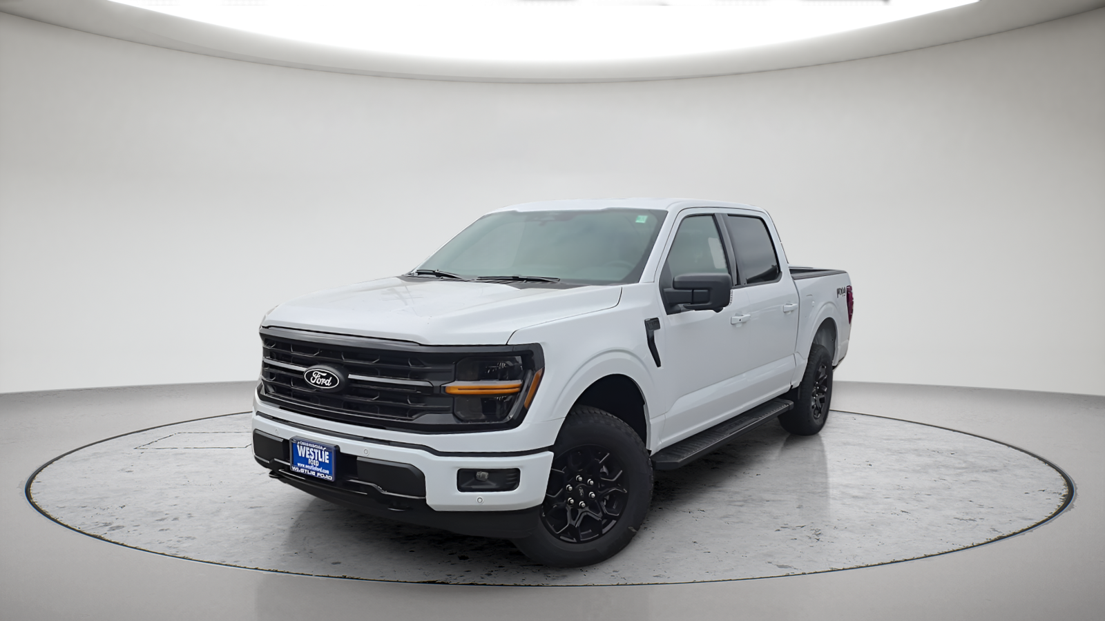 New 2026 Oxford White Ford XLT image 1