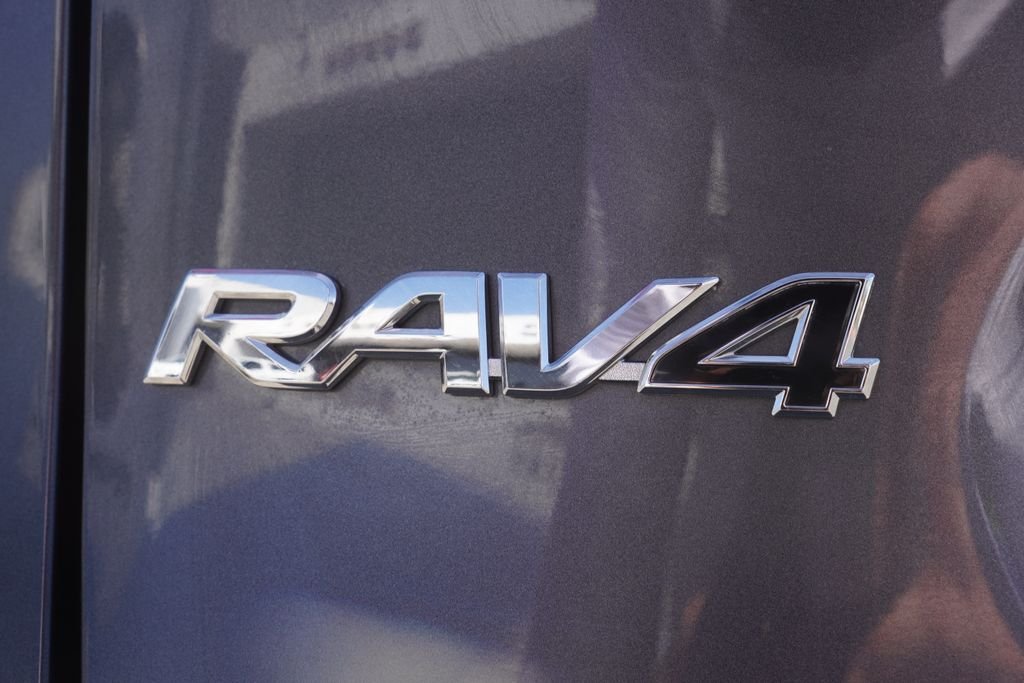 Used 2023 Gray Toyota XLE image 13