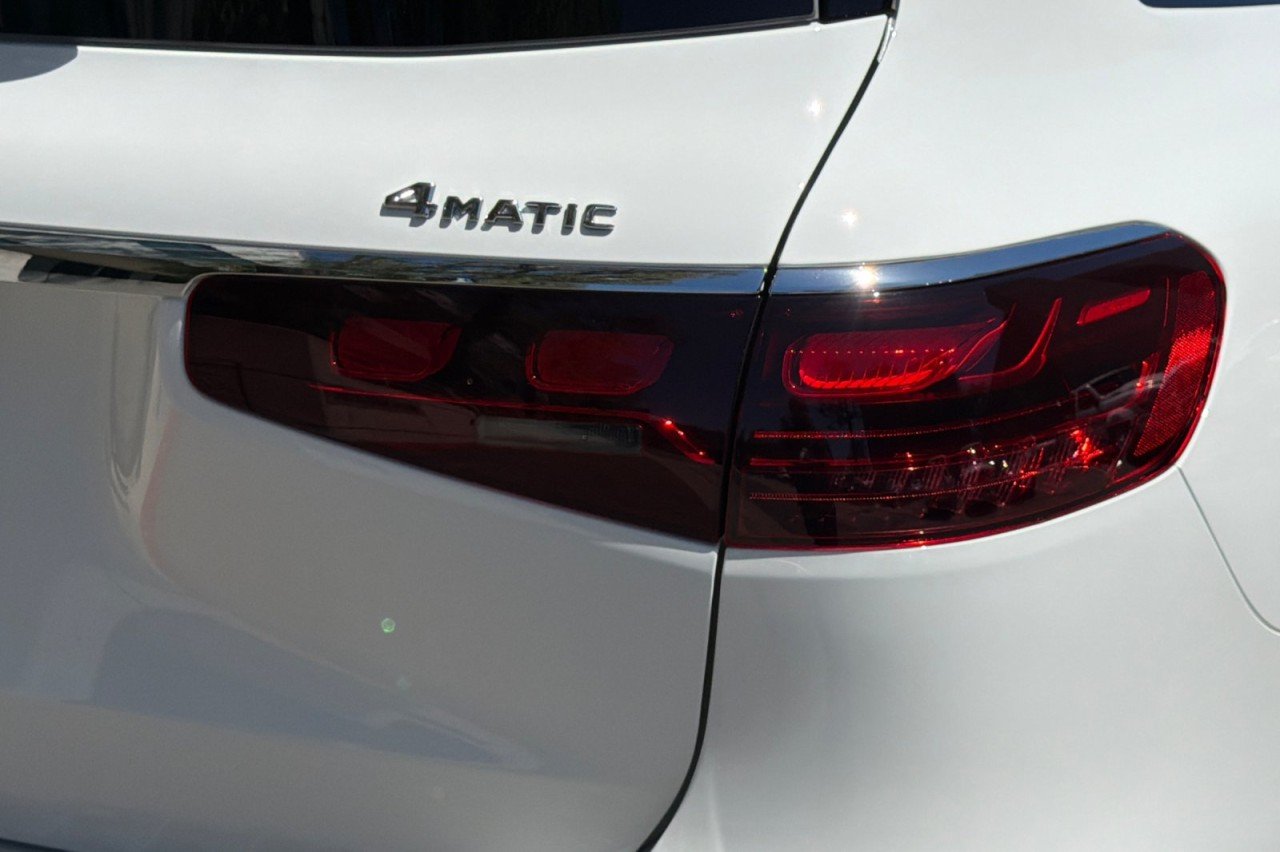 New 2026 Polar White Mercedes-Benz GLS 450 4MATIC® SUV image 28