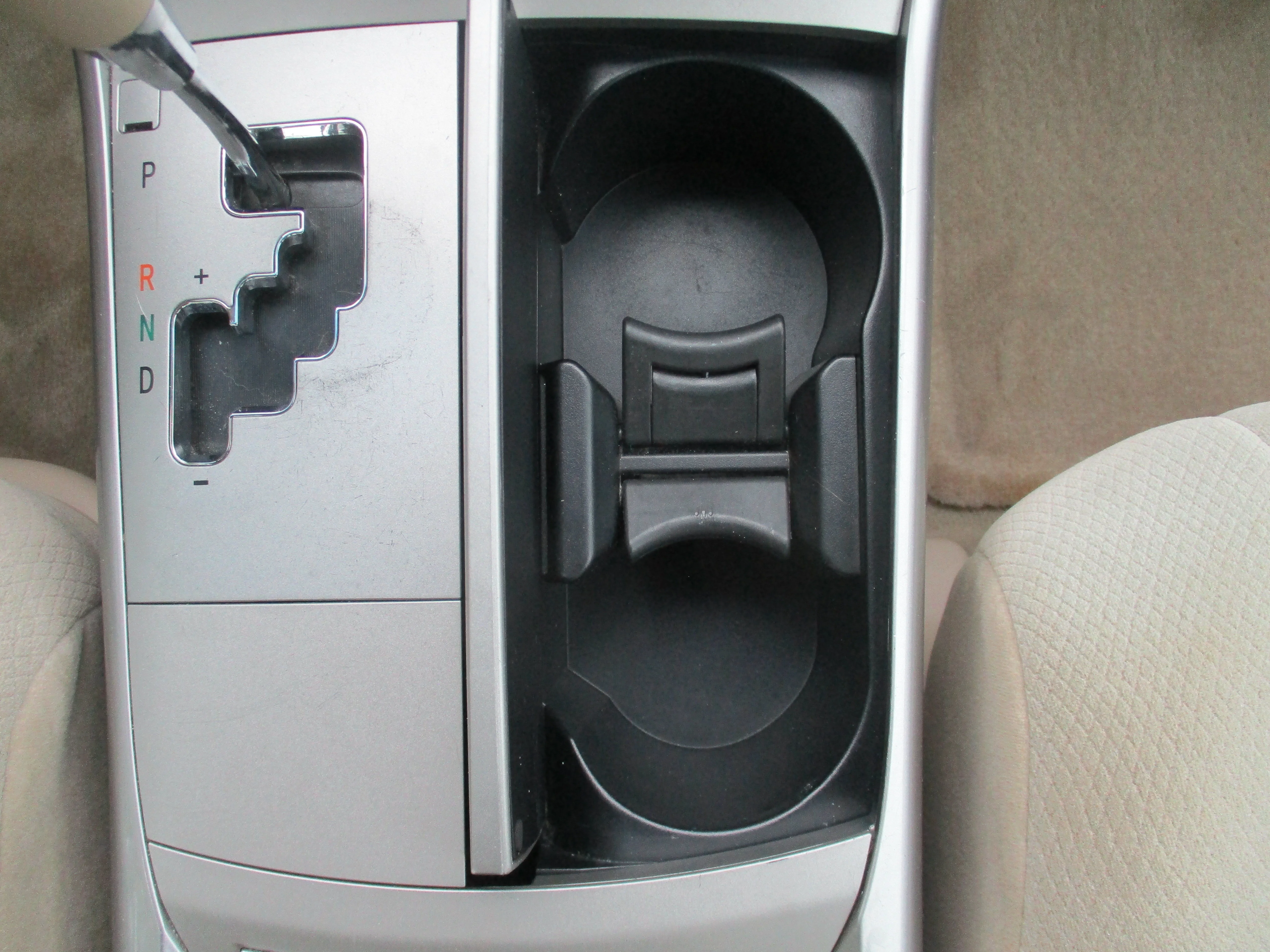 Used 2007 Beige Toyota  image 19