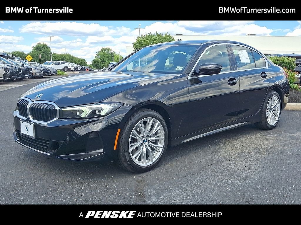 2024 BMW 3 Series 330i xDrive Sedan's photo