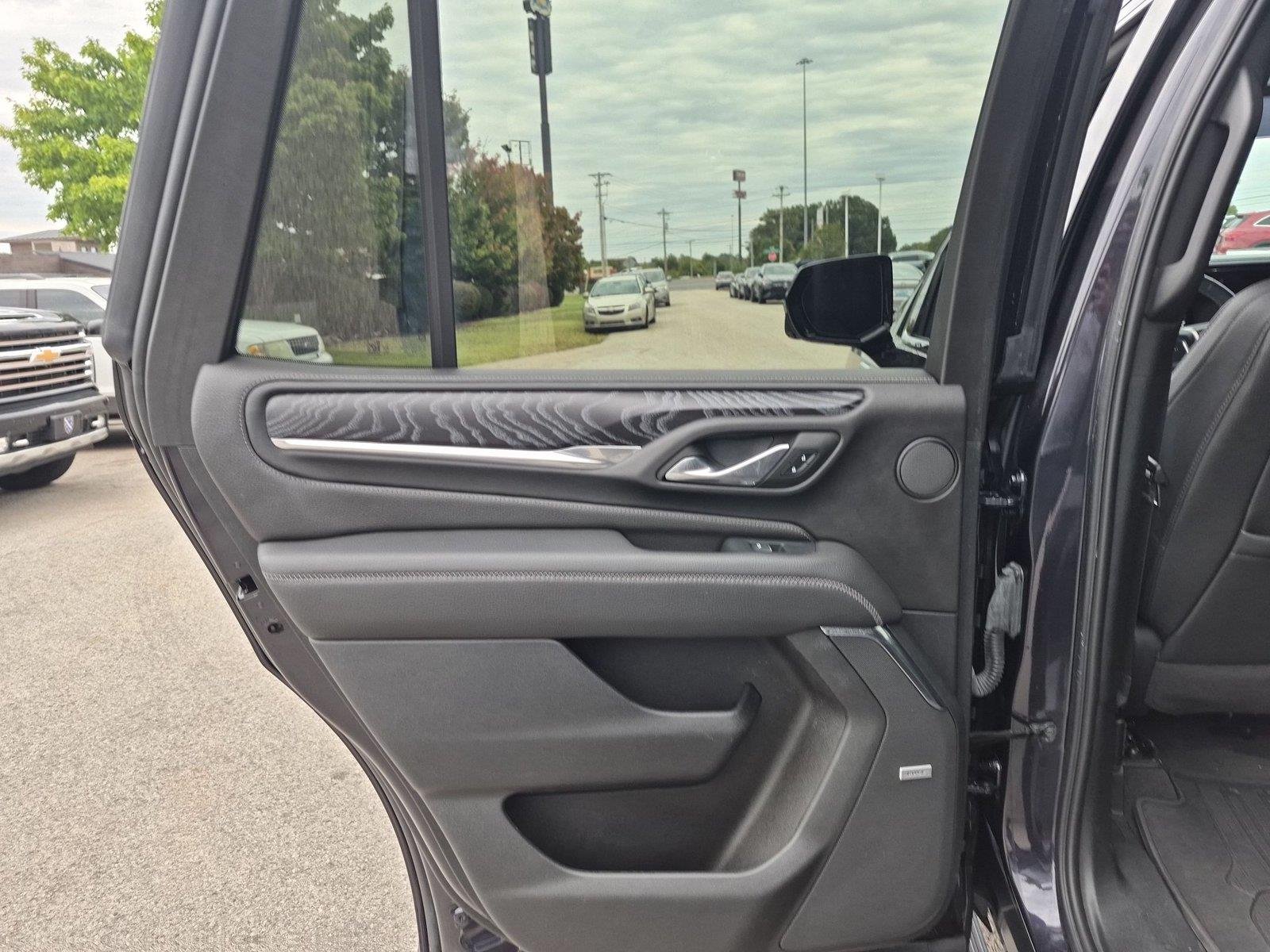 Used 2024 Onyx Black GMC Denali image 28