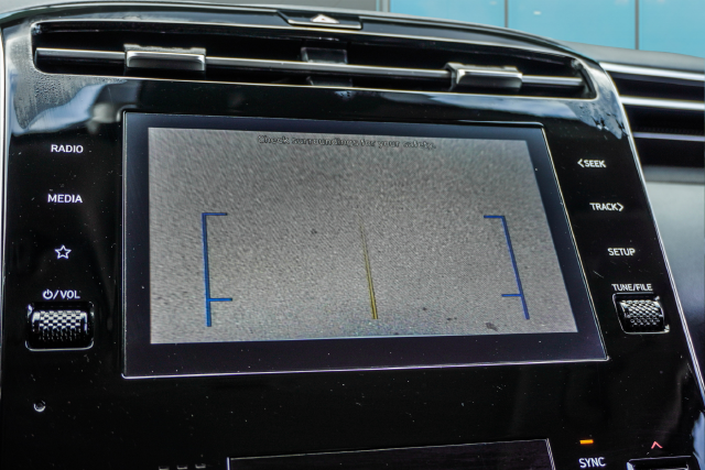 Used 2023 Silver Hyundai SEL image 19