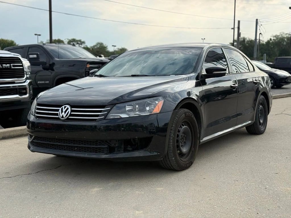 Used 2015 Black Volkswagen 1.8T S image 26
