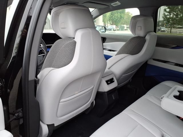 2026 Cadillac OPTIQ Sport - Photo 9