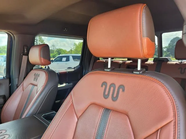 Used 2020  Ford King Ranch image 32