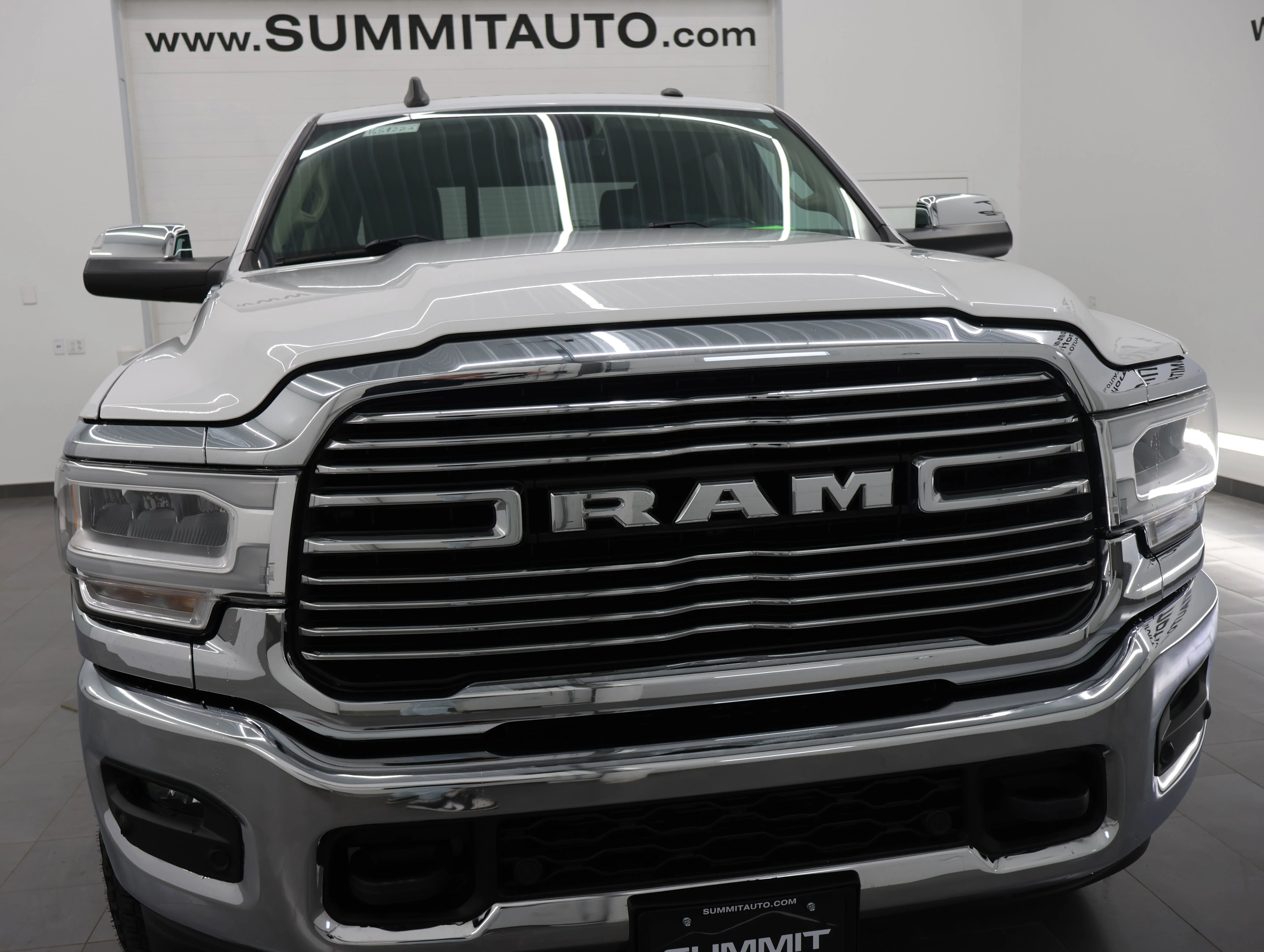 Used 2021 Bright White Clearcoat Ram Laramie image 21