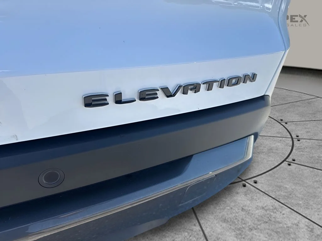 Used 2026 White GMC Elevation image 31
