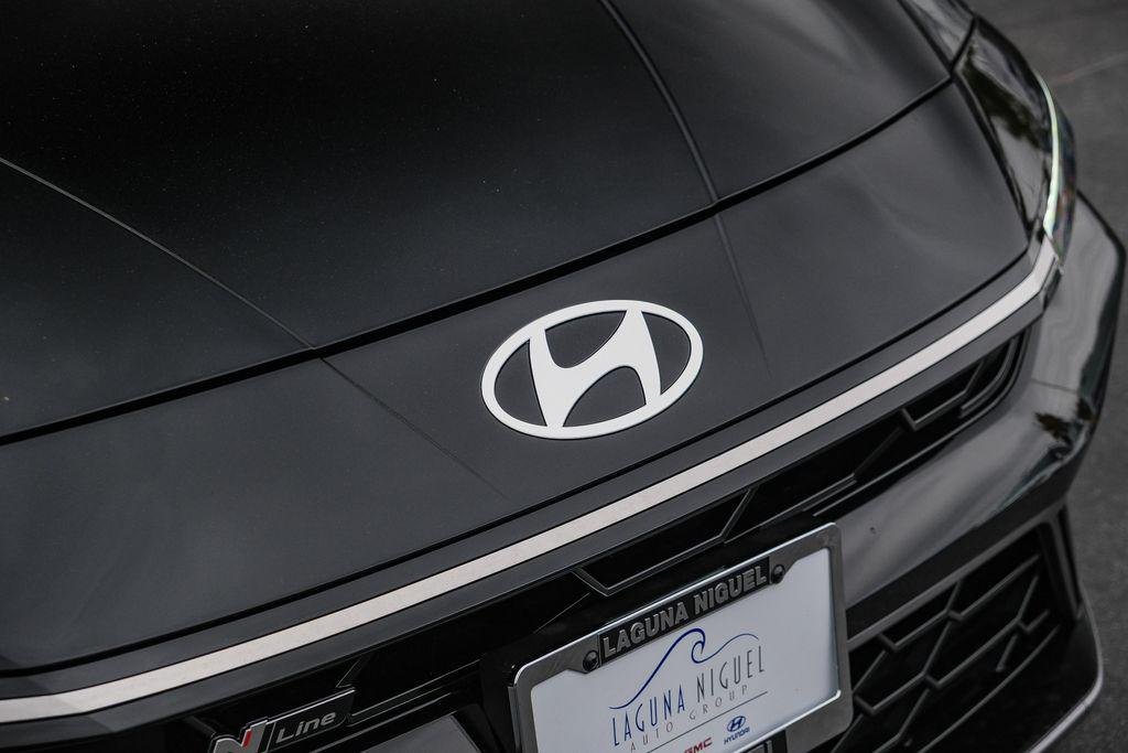 2025 Hyundai Elantra N Line - Photo 12