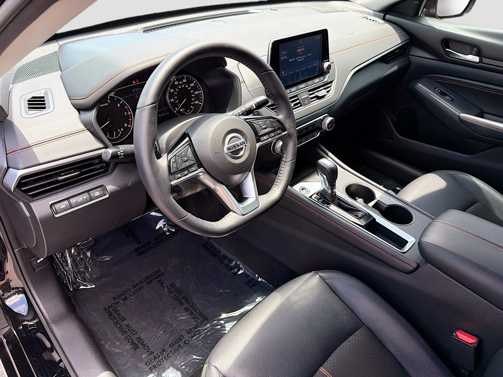 Used 2020 Super Black Nissan 2.5 SR image 24