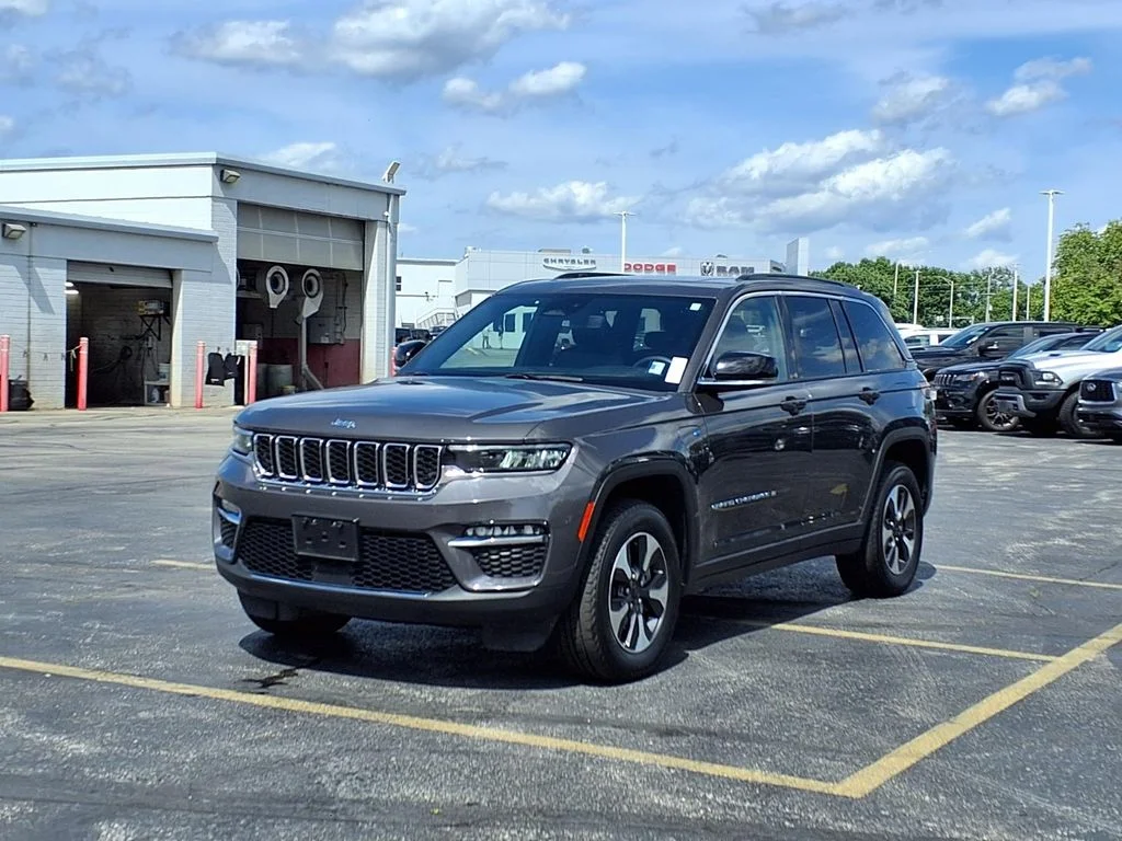 Used 2024 Jeep Grand Cherokee 4xe with VIN 1C4RJYB6XRC142615 for sale in Kansas City