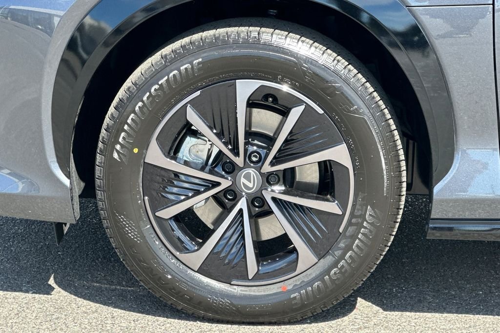 2026 Lexus RZ Premium - Photo 33