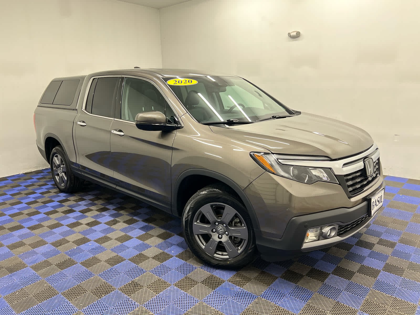 Used 2020 Pacific Pewter Metallic Honda RTL-E image 31