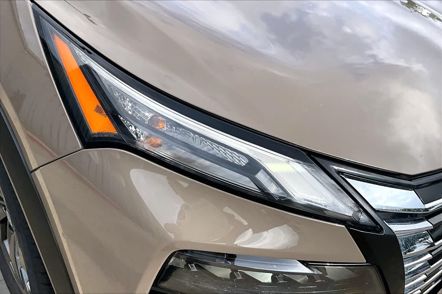 Used 2025 Baja Storm Metallic Nissan SV image 26