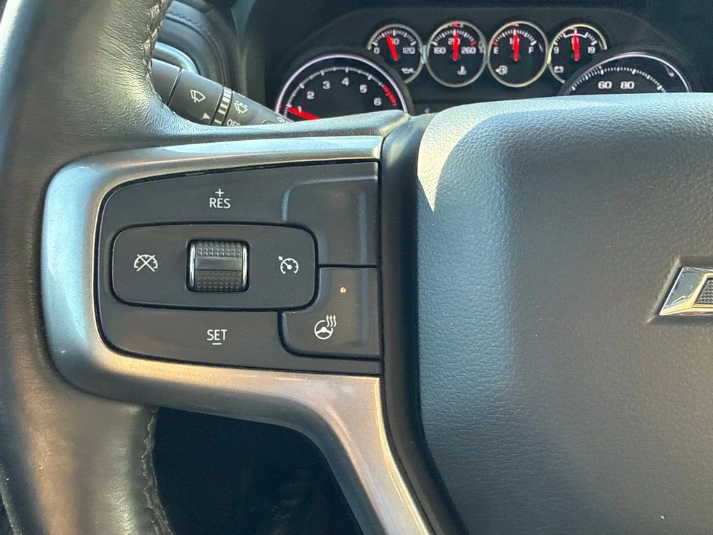 Used 2021 Pearl Chevrolet LT Trail Boss image 22