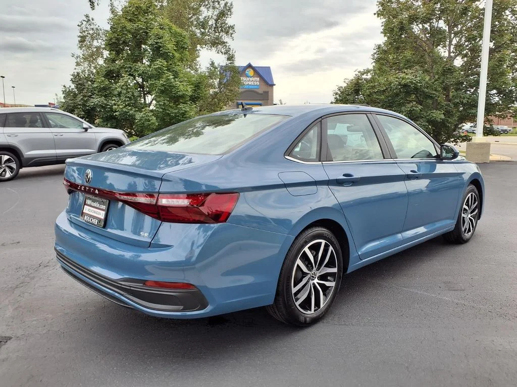 3VW7W7BU0TM040910