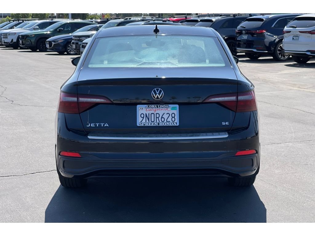 Used 2023 Deep Black Pearl Volkswagen SE image 3