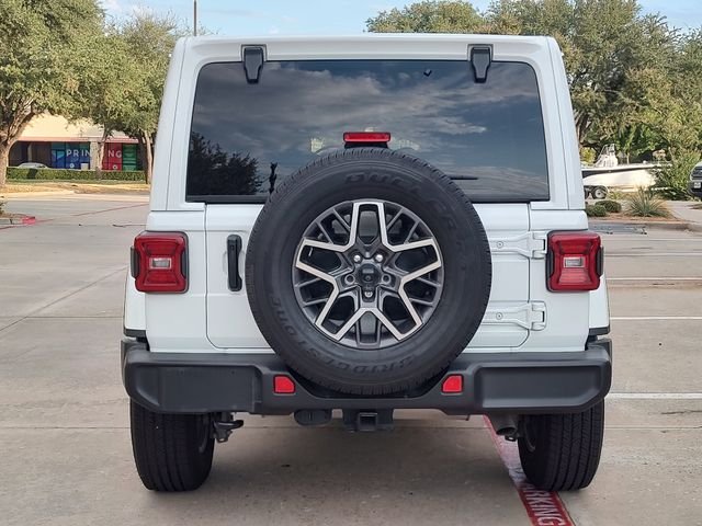 Used 2024 White Jeep Sahara image 4