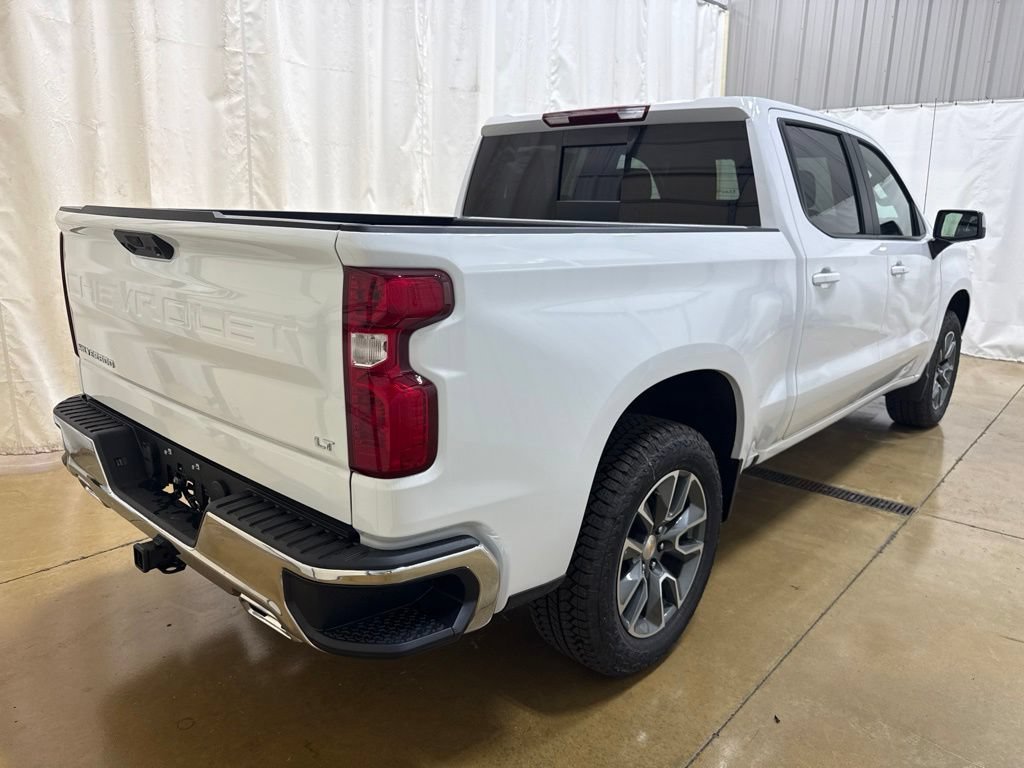 New 2026 Summit White Chevrolet LT image 5