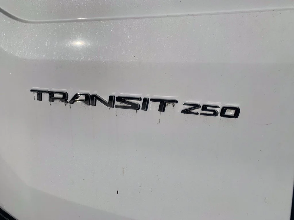 Used 2016 Oxford White Ford Base image 6