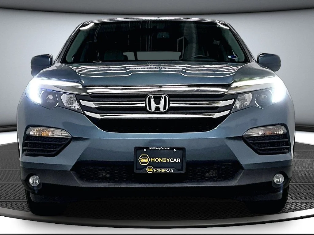 Used 2018 Blue Honda EX-L image 2