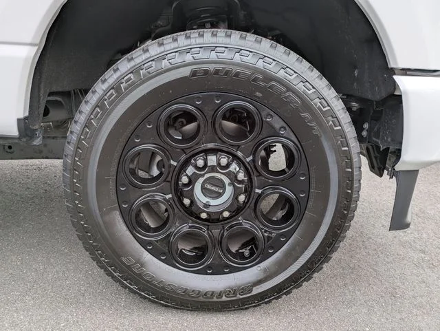 New 2026 Star White Metallic Tri-Coat Ford F-250® Lariat® image 11