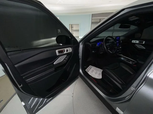 Used 2022 Silver Ford ST image 11