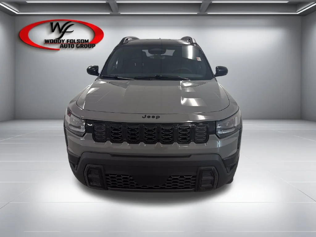 New 2027 Gray Jeep Limited image 3