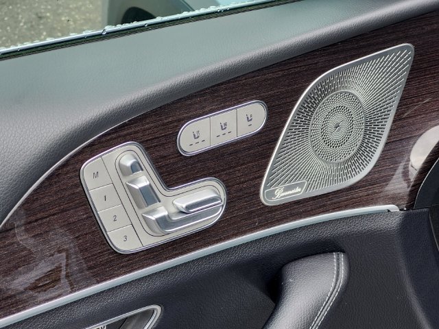 Certified Used 2023  Mercedes-Benz GLS 450 image 19