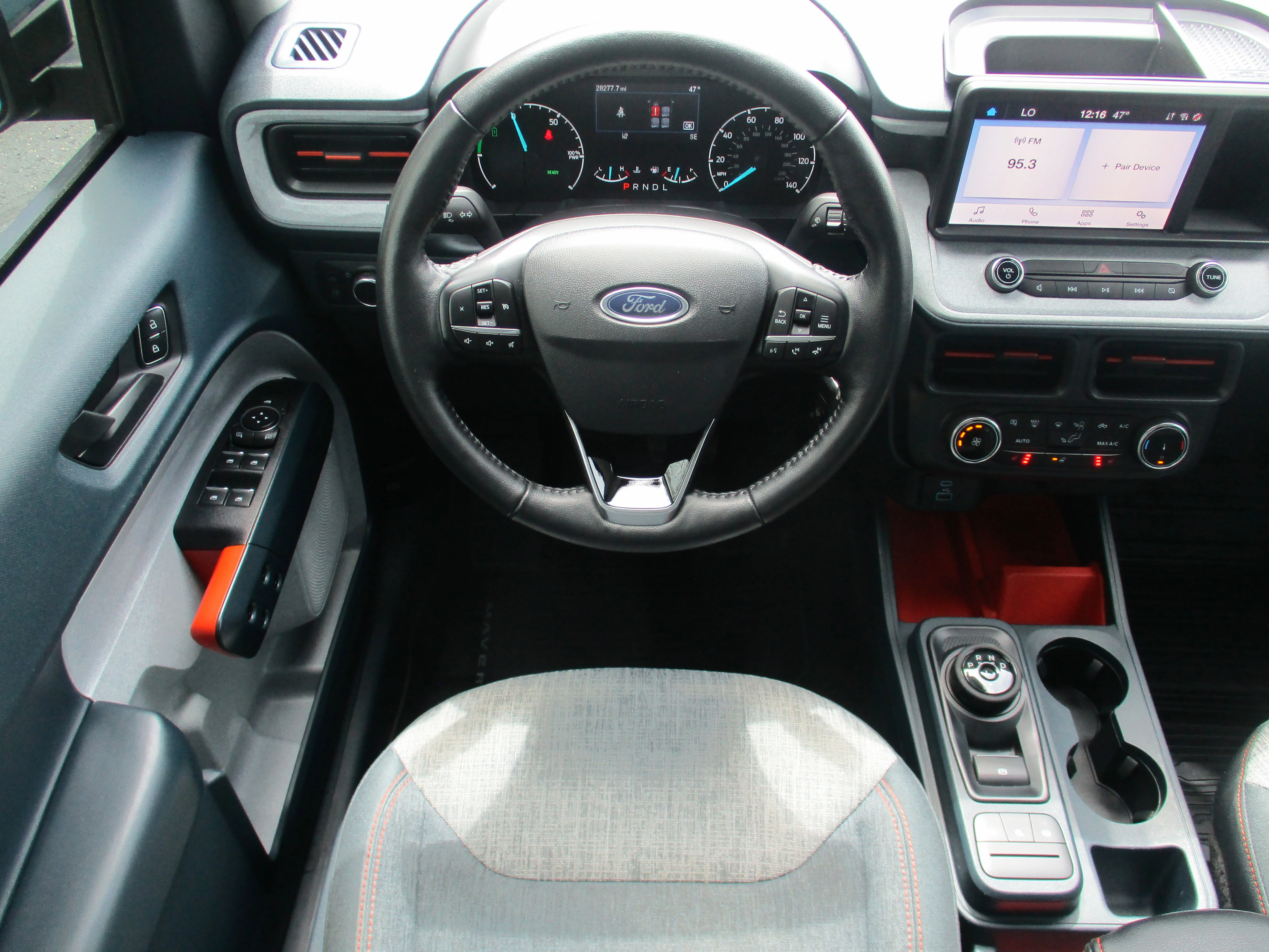 Used 2022 Area 51 Ford XLT Hybrid FWD image 7