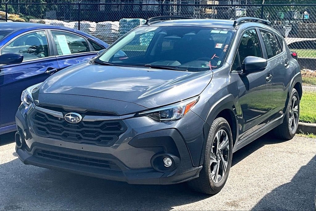 Used 2025 Gray Subaru Premium image 3