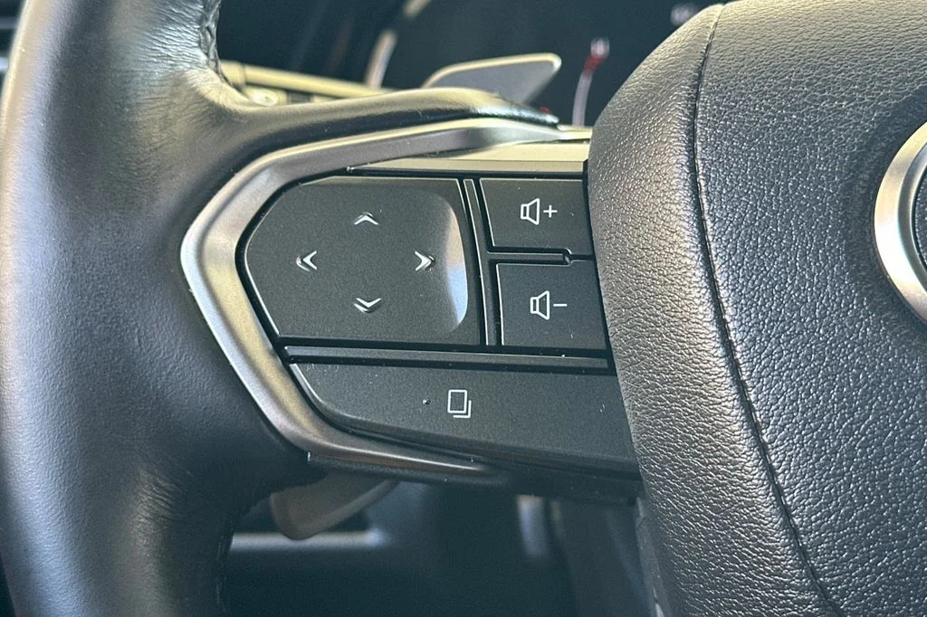 Used 2025 Silver Lexus 350h Premium image 27