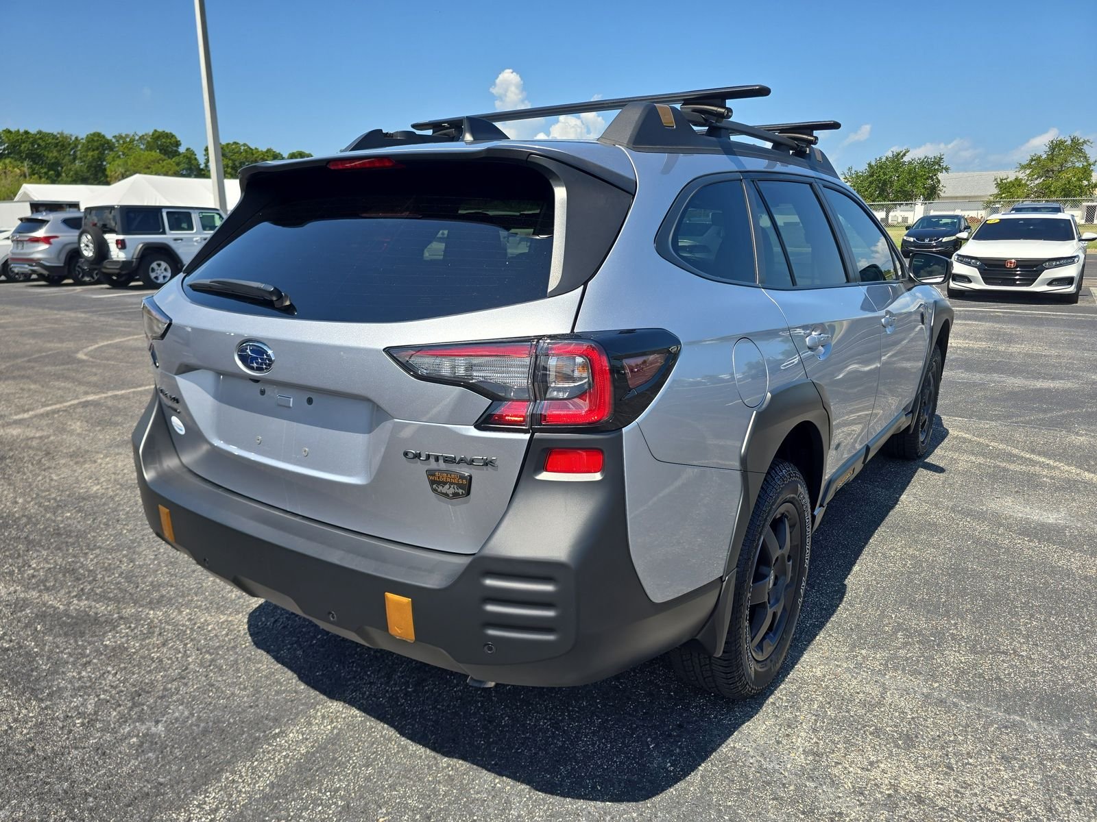 Used 2025 Silver Subaru Wilderness image 4