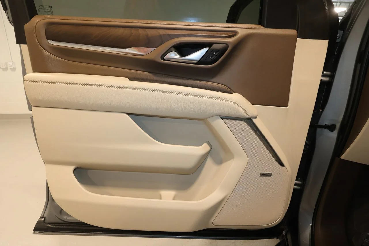 2023 GMC Yukon Denali - Photo 23