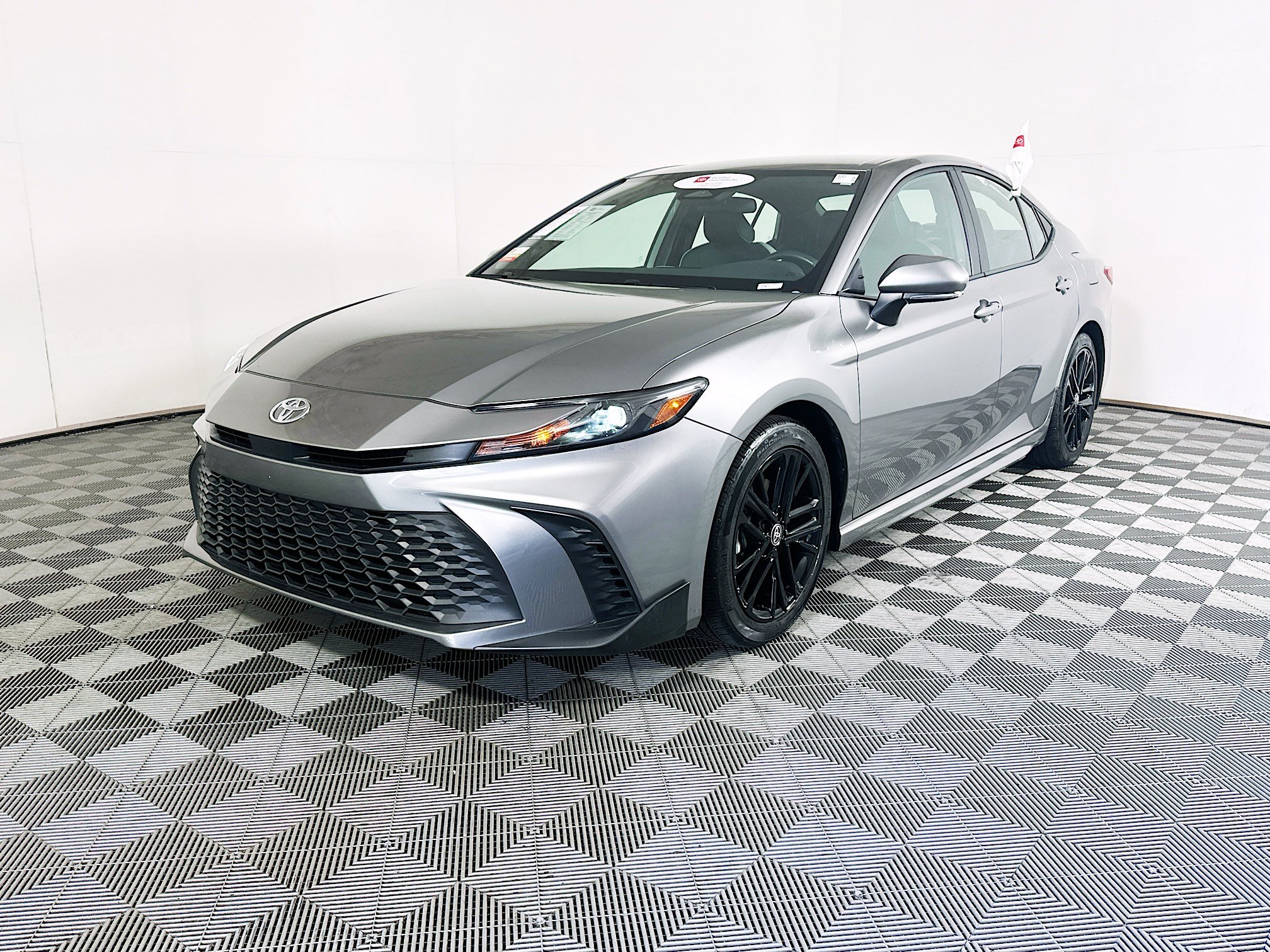 Certified Used 2025 Heavy Metal Toyota SE image 7
