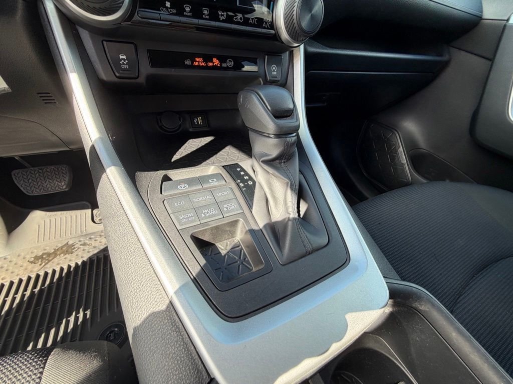 Certified Used 2024 White Toyota LE image 22