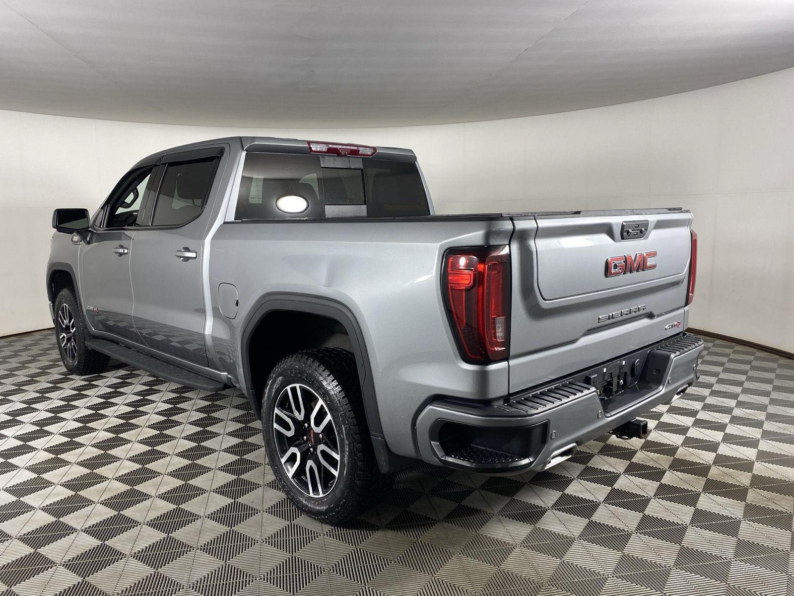 Used 2024 Sterling Metallic GMC AT4 image 14