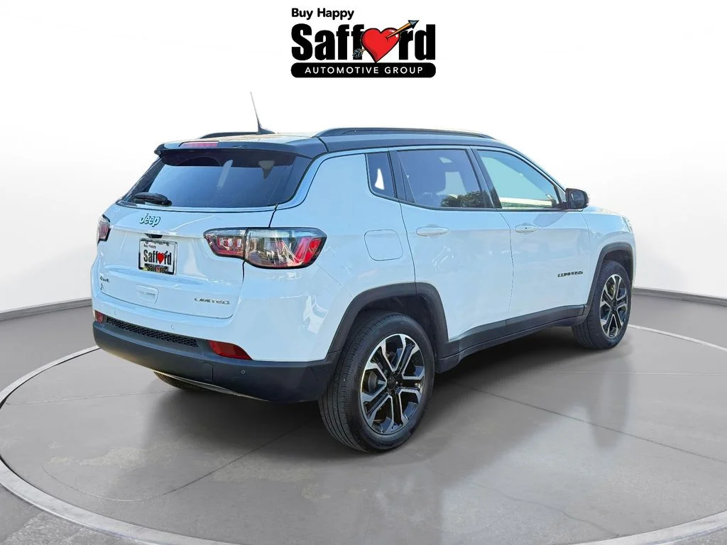 Used 2024 White Jeep Limited image 9