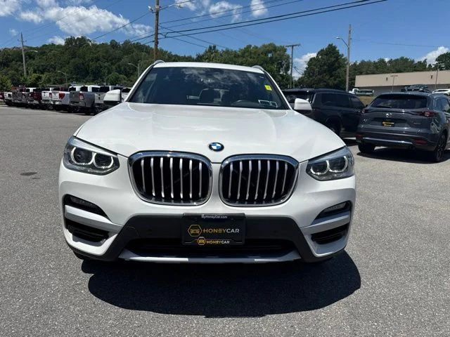 Used 2020 White BMW xDrive30i image 2