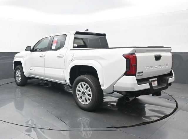 New 2026 Ice Cap Toyota SR5 image 3