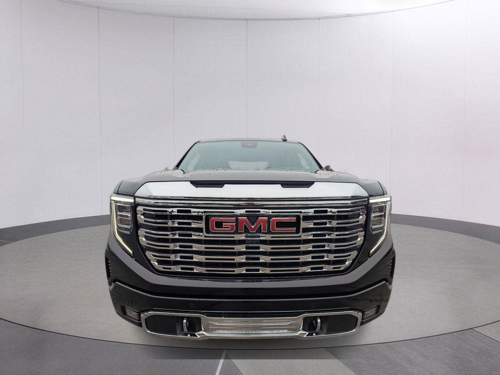 2026 GMC Sierra 1500 Denali - Photo 8