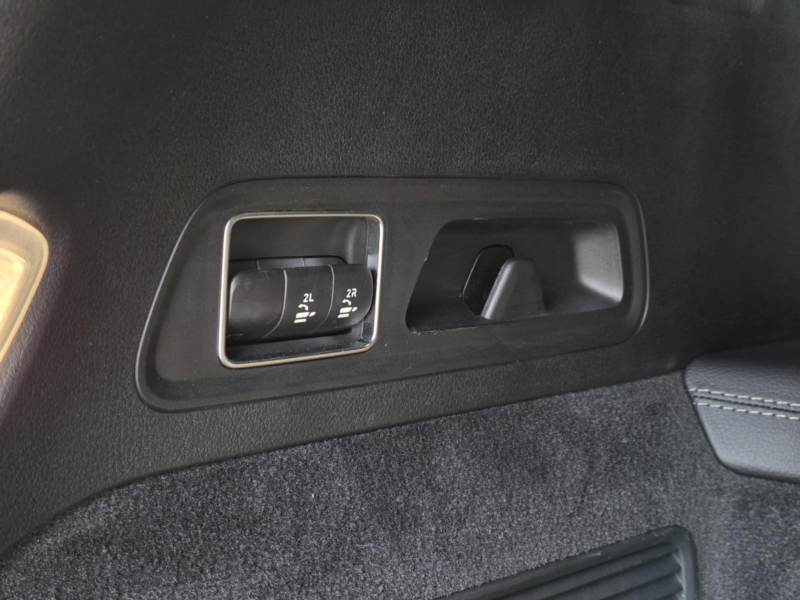 Used 2024 Obsidian Black Metallic Mercedes-Benz GLS image 16
