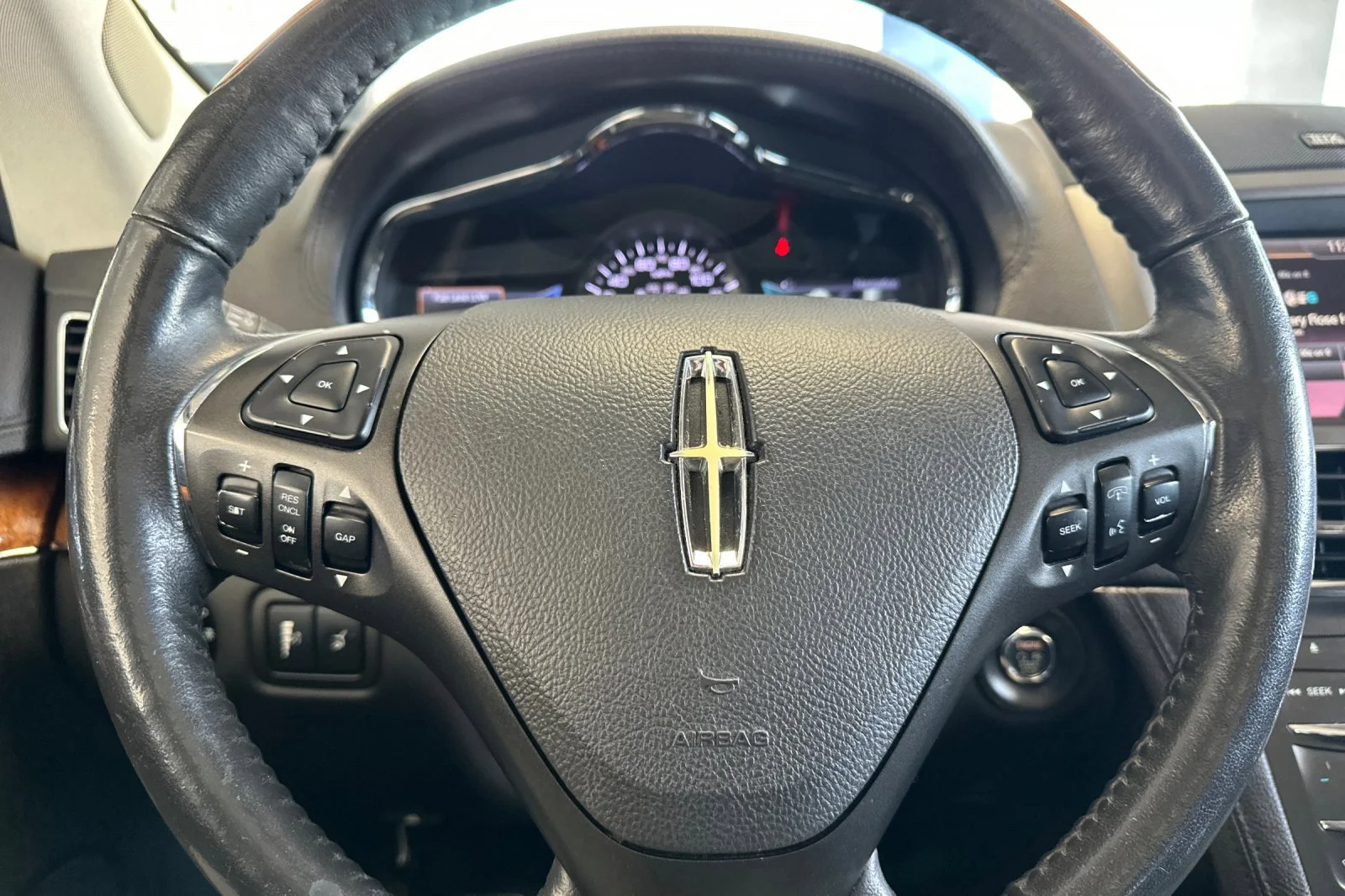 Used 2014 Tuxedo Black Metallic Lincoln EcoBoost image 24
