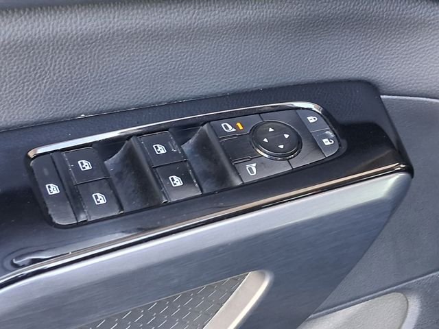Used 2023 Gray Nissan SL image 17