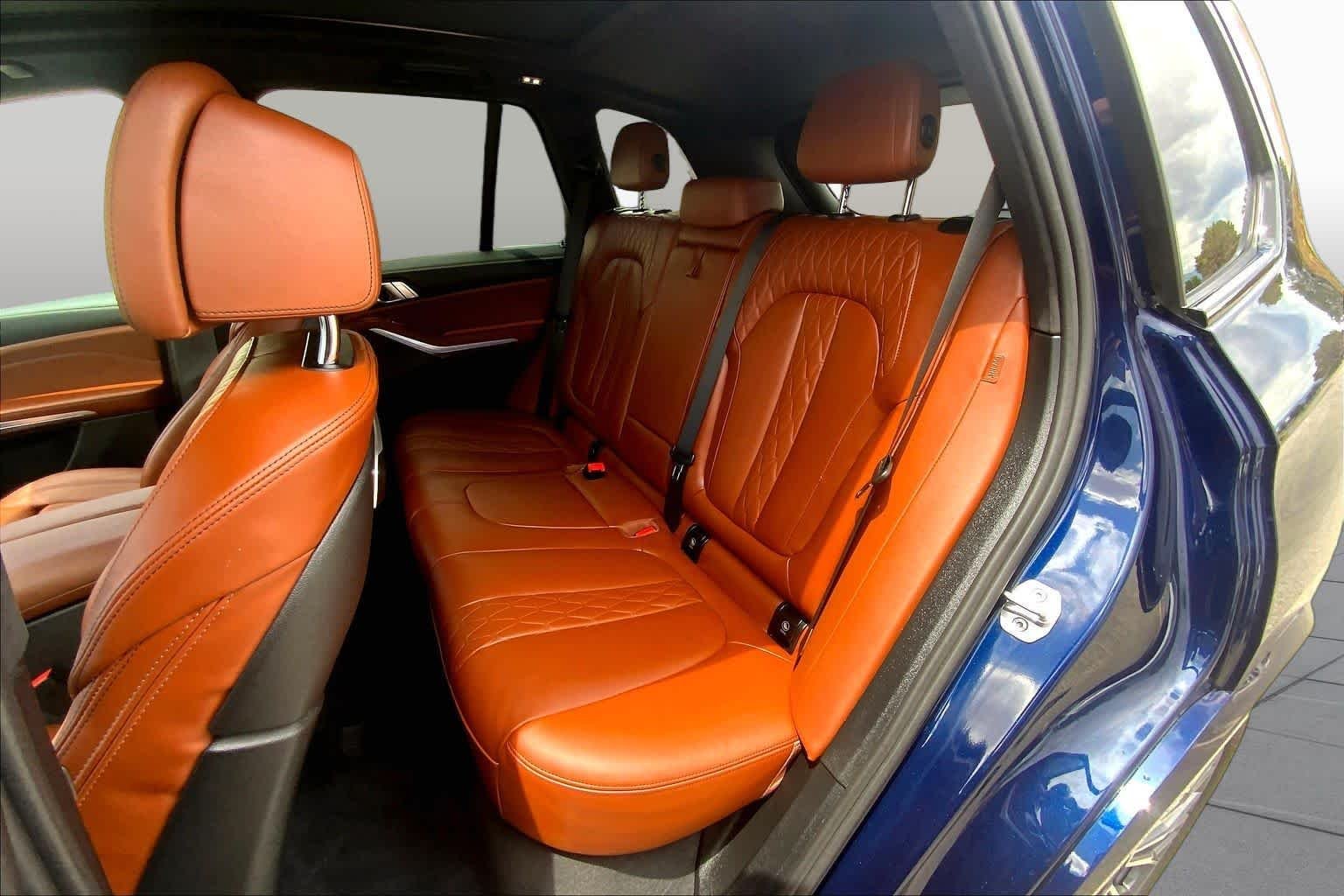 Used 2024 Tanzanite Blue II Metallic BMW xDrive40i image 20