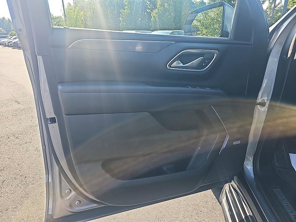 Used 2022 Satin Steel Metallic Chevrolet RST image 11